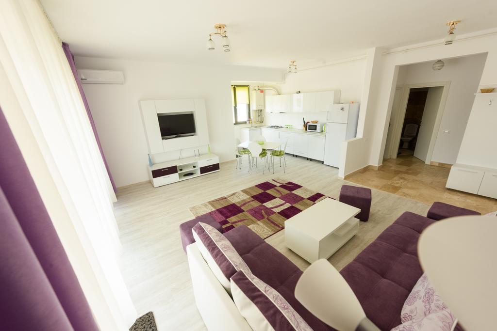 Apartmán Purple Sun Năvodari Exteriér fotografie